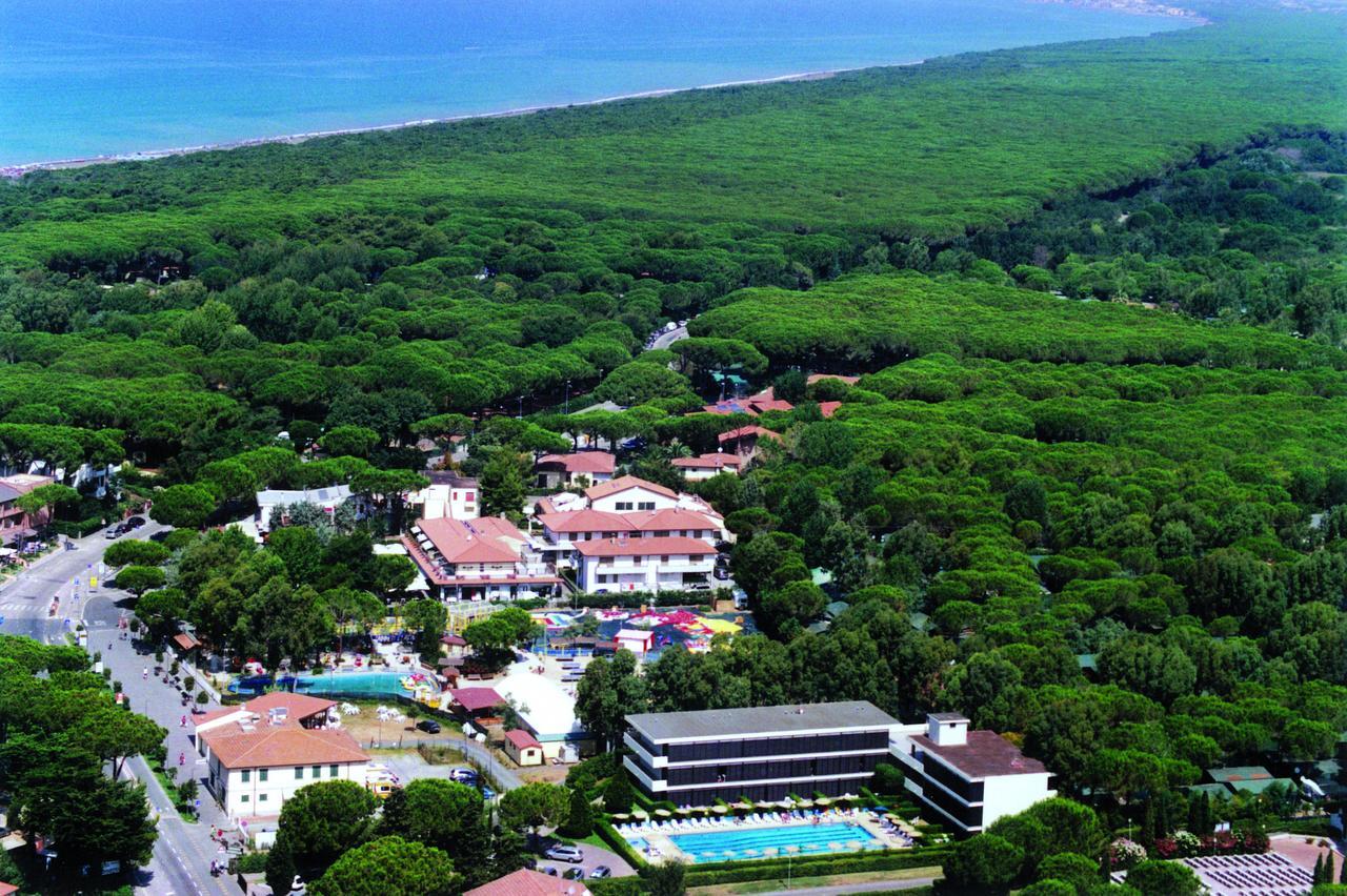 Residence Magnolia Marina Di Bibbona Exterior photo