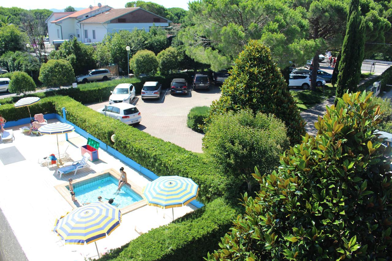 Residence Magnolia Marina Di Bibbona Exterior photo